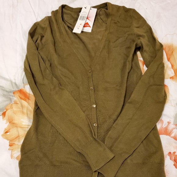 TALL V-Neck Cardigan - Picture 3 of 5